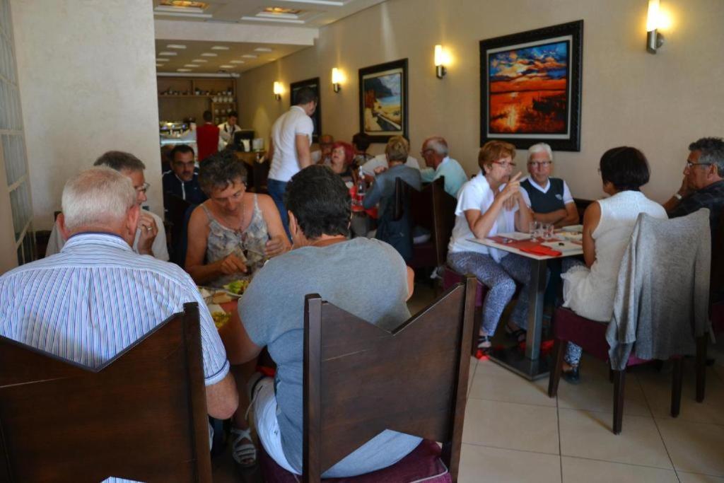Hotel Al Amal تزنيت‎ المظهر الخارجي الصورة